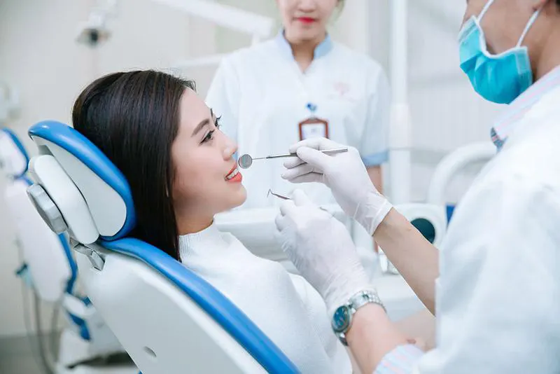 giá trồng răng implant trọn gói